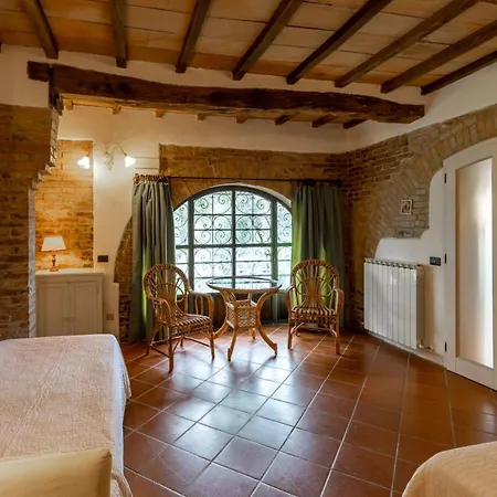Monteroni By Interhome Vergelle